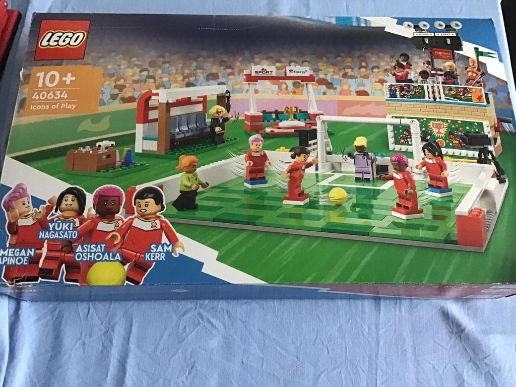 Lego dames voetbal, Kinderen en Baby's, Speelgoed | Duplo en Lego, Ophalen of Verzenden, Lego