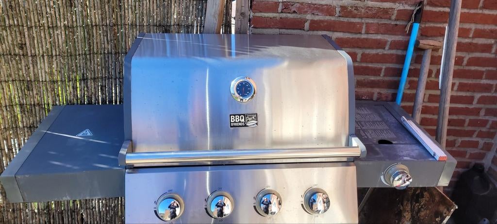 Gasbbq in 4 delen met buitenkeuken., Ophalen, Gas