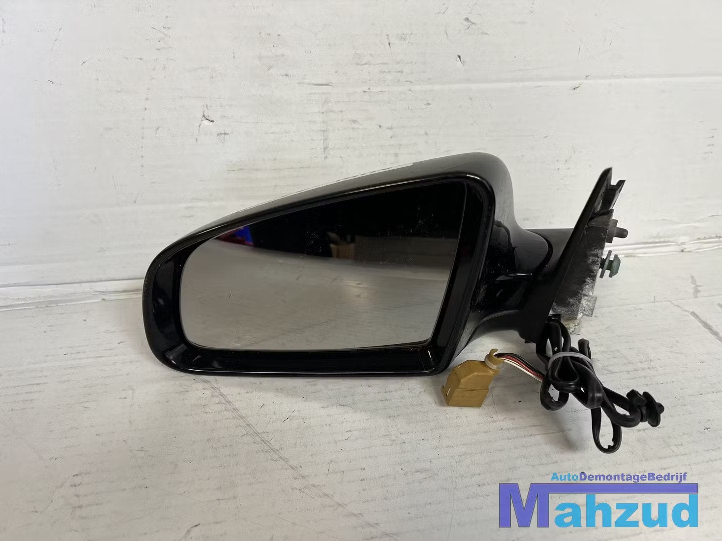 AUDI A4 B7 Sedan ZWART LZ9Y links spiegel 2005-2008, Auto-onderdelen, Gebruikt, AUDI AG, Auto-Union-Strasse 1
85045  Ingolstadt, DE