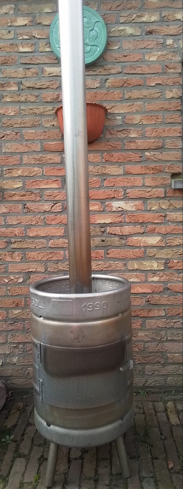 Tuinhaard gemaakt van biervat volledig in inox. (RVS), Ophalen