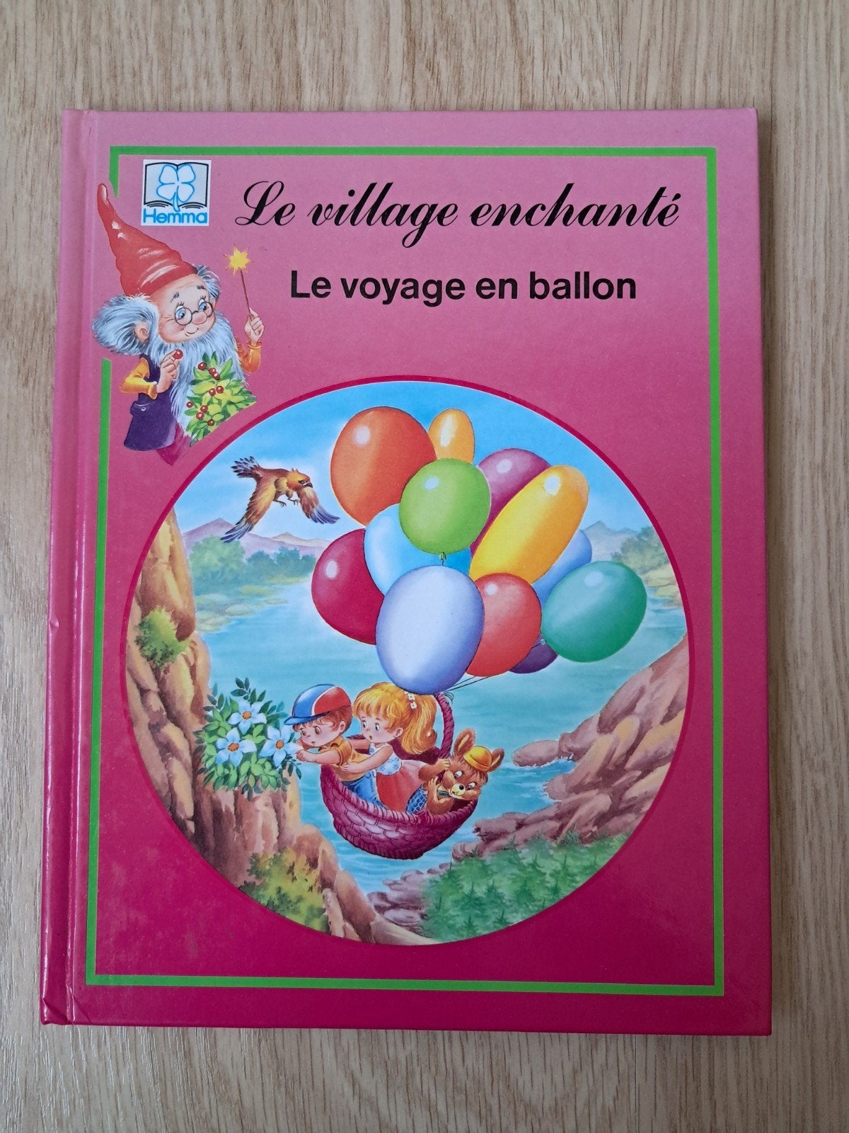 Livre illustré "Le voyage en ballon", Enlèvement ou Envoi, Utilisé, Editions Hemma