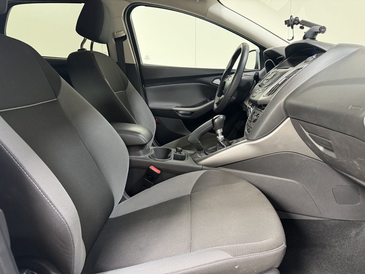 Ford Focus 1.6 TDCi Man. - Radio - Airco - Goede Staat!, Autos, Achat, 4 portes, Particulier, 95 ch