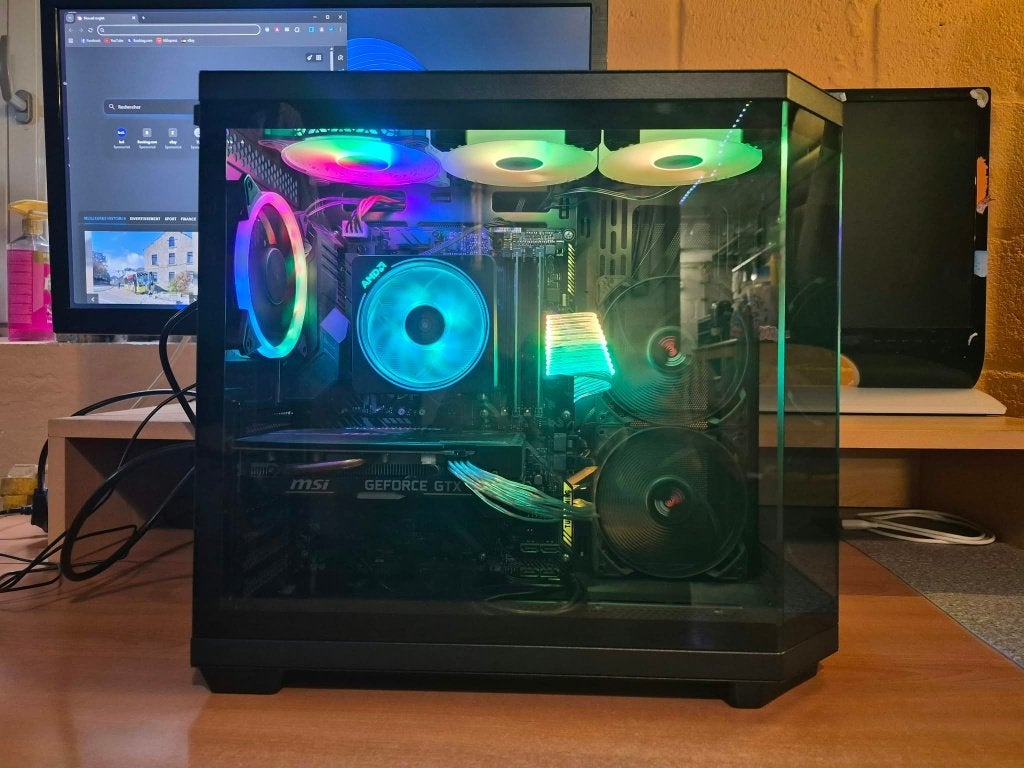 Ryzen 7 2700x tuf gaming b450 pro voor pc-gaming + 1660super, Ophalen, AMD Ryzen 7, Gaming, SSD