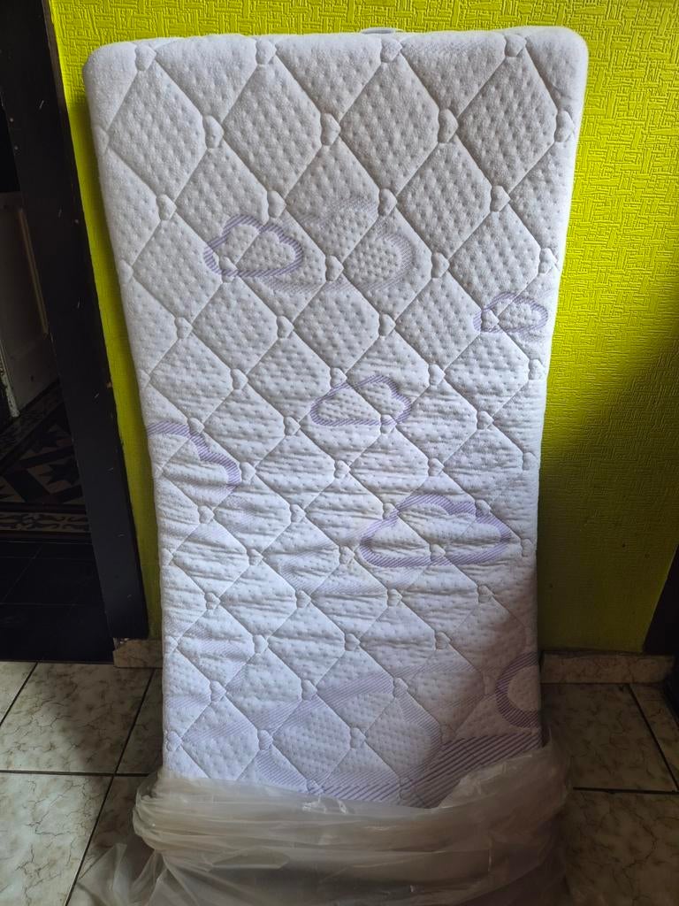 Baby matras 120x60x10cm, Huis en Inrichting, Ophalen, Matras