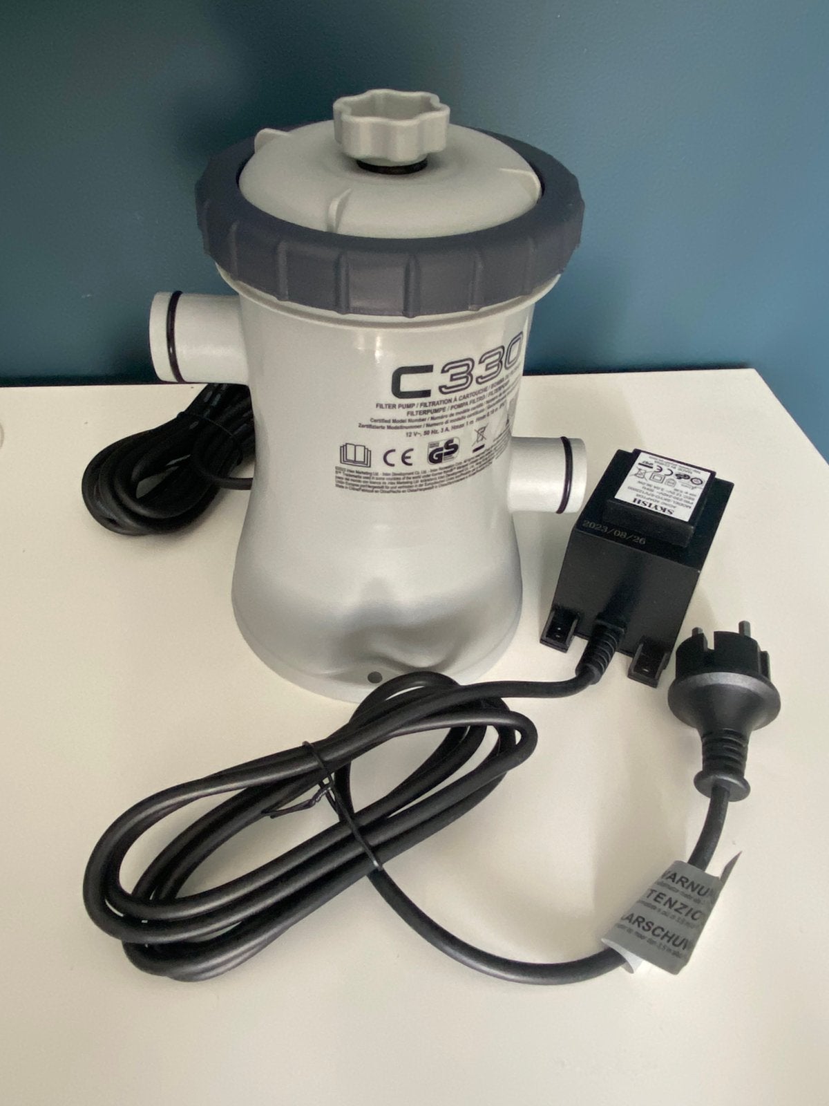 intex c330 filterpomp nieuw + adapter, Ophalen, Zo goed als nieuw