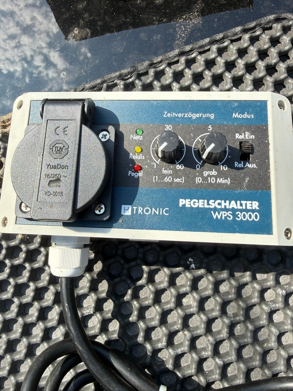 H-tronics WPS 3000 niveau regelaar, Tuin en Terras, Ophalen, Zo goed als nieuw