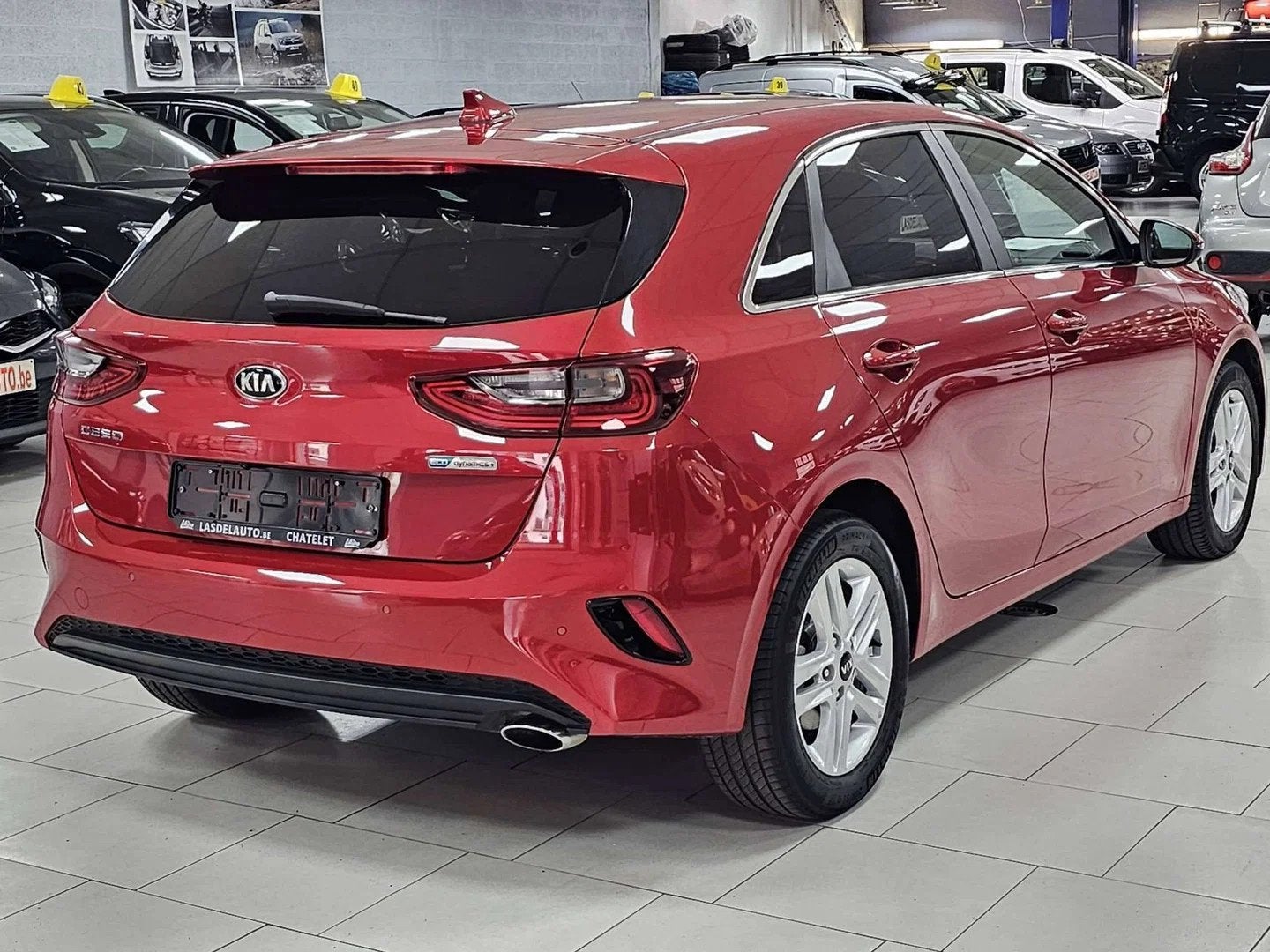 Kia Ceed cee'd 1.6 CRDI More ISG Hybrid Lane Assist Carplay, Autos, 118 g/km, Achat, Euro 6, Entreprise