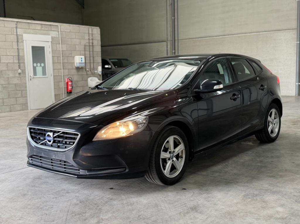 Volvo V40 2.0d | Euro 6 | 2016 | NAVI | AIRCO, Autos, Volvo, Euro 6, Entreprise, Boîte manuelle, Noir