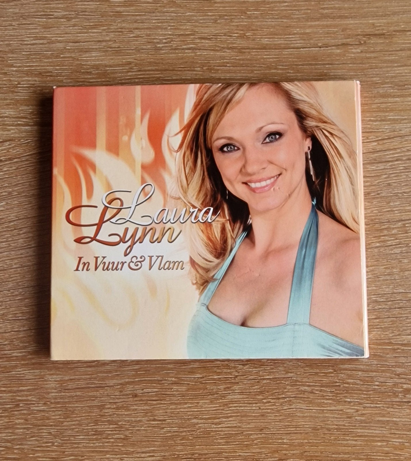 Laura Lynn  In Vuur & Vlam, Enlèvement ou Envoi