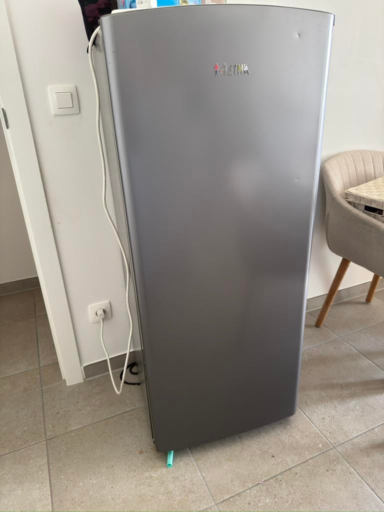 Etna koelkast, Elektronische apparatuur, Koelkasten en IJskasten, Gebruikt, Met vriesvak, 140 tot 160 cm, 45 tot 60 cm, Ophalen