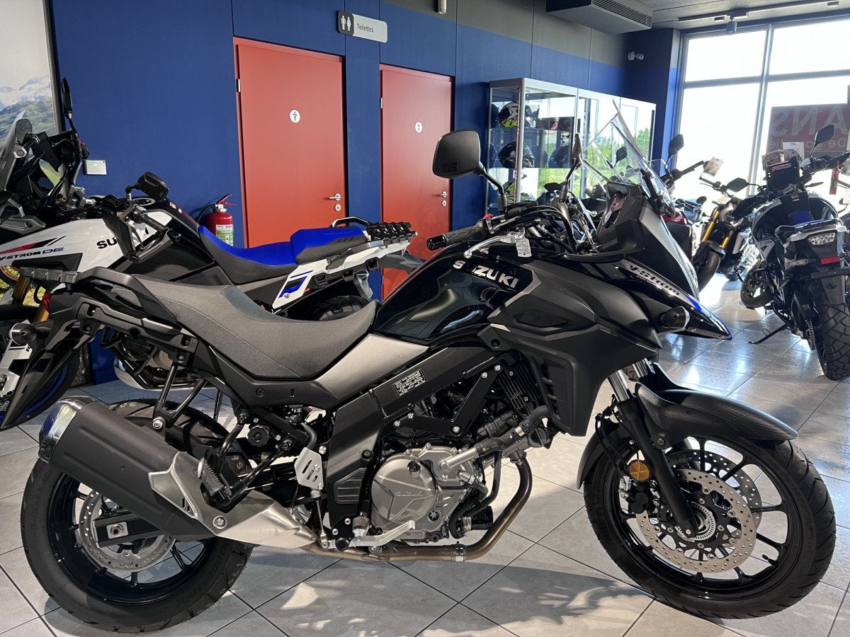 Suzuki V-Strom 650, Motos, Motos | Suzuki, Entreprise, Plus de 35 kW, Enduro, 650 cm³