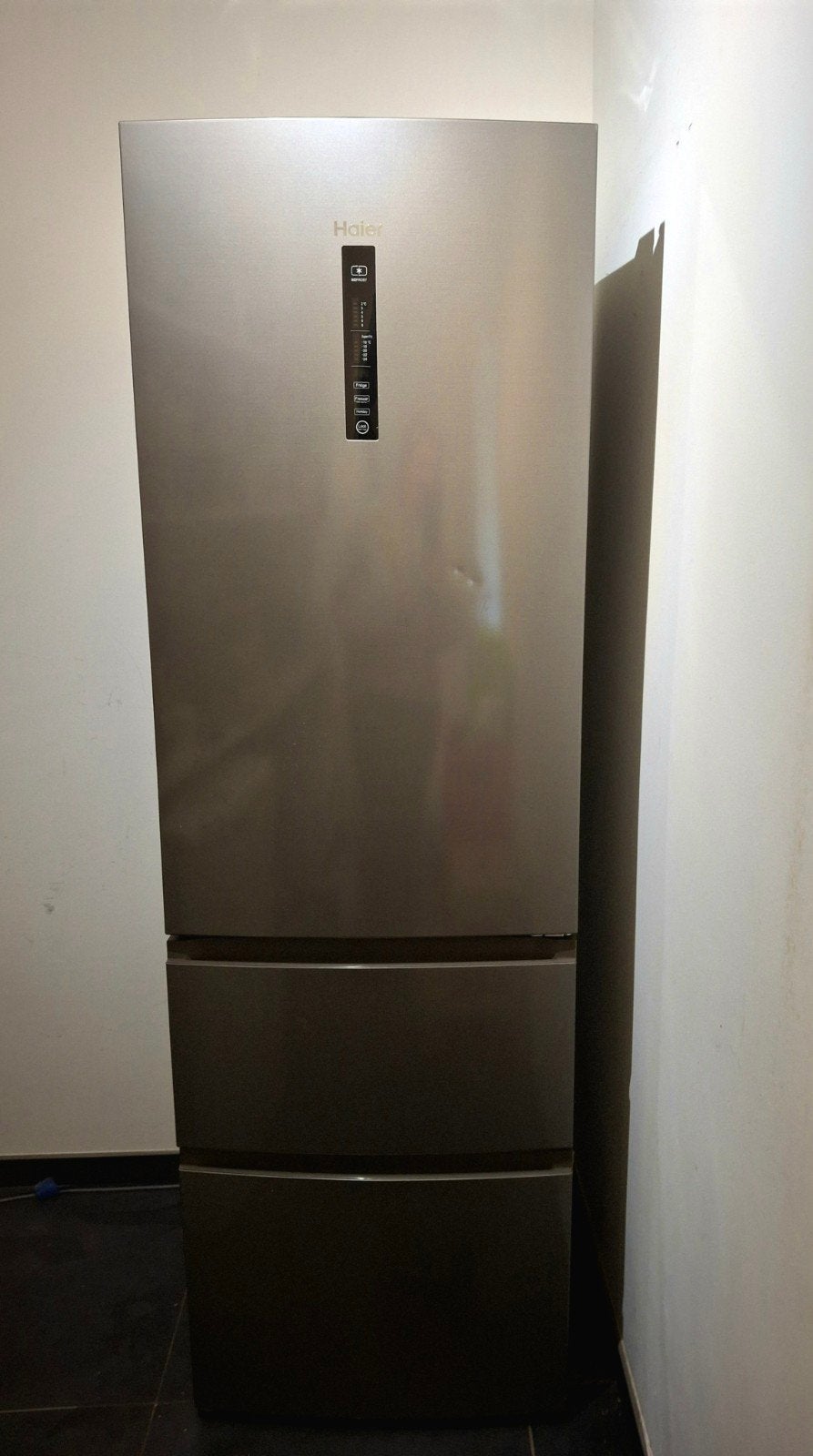 combo koelkast/diepvries Haier AFE635CHJ – goede staat –, Elektronische apparatuur, Koelkasten en IJskasten, Ophalen, Gebruikt