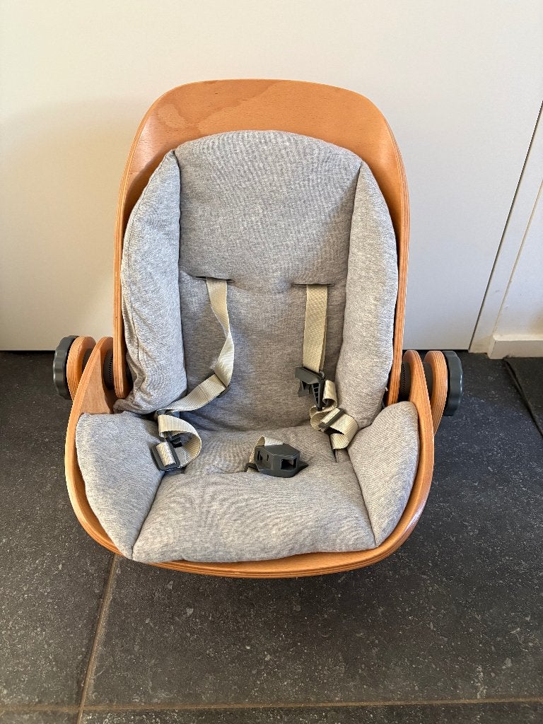 NEWBORN SEAT EETSTOEL CHILDHOME, Kinderen en Baby's, Ophalen, Zo goed als nieuw, Overige typen, Gordel(s)