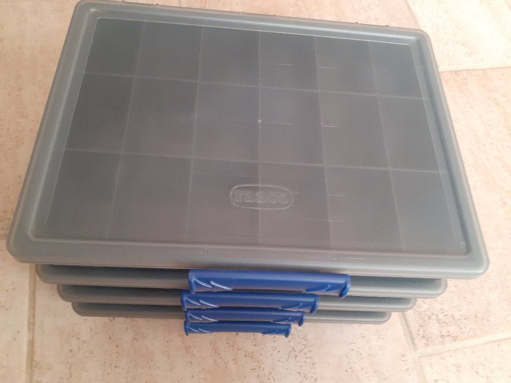4 stuks  Raaco assortimentsdozen Assorter 18 vaste vakken, Ophalen of Verzenden, Gebruikt