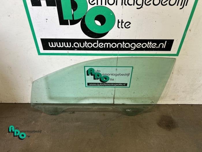 Vitre portière 2portes gauche d'un Volkswagen Polo (Polo 09, Volkswagen, -, 3 mois de garantie, Utilisé