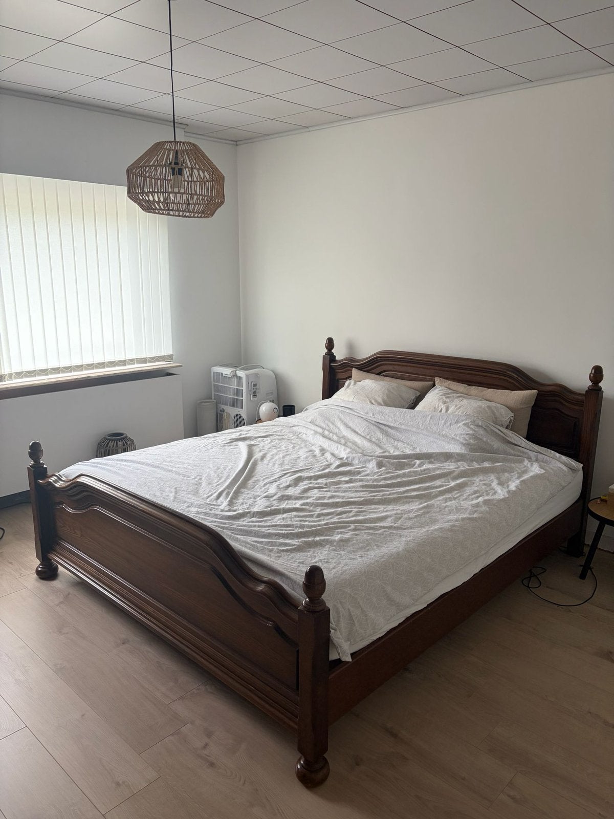 Bed met lattenbodem en matras, Ophalen, Gebruikt, Tweepersoons