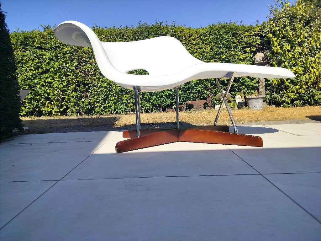 Chaise Eames, Sculpture, Massif, Plastique, Enlèvement