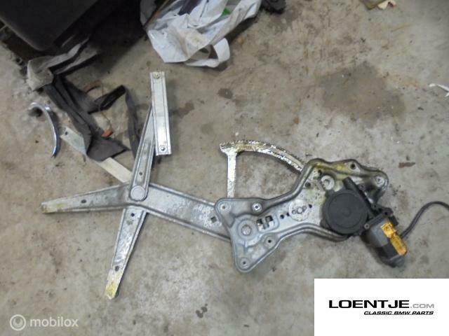 Raammotor rechtsvoor BMW e30 cabrio cabriolet 325i 320i 318i, Gebruikt, Ophalen of Verzenden, BMW, BMW