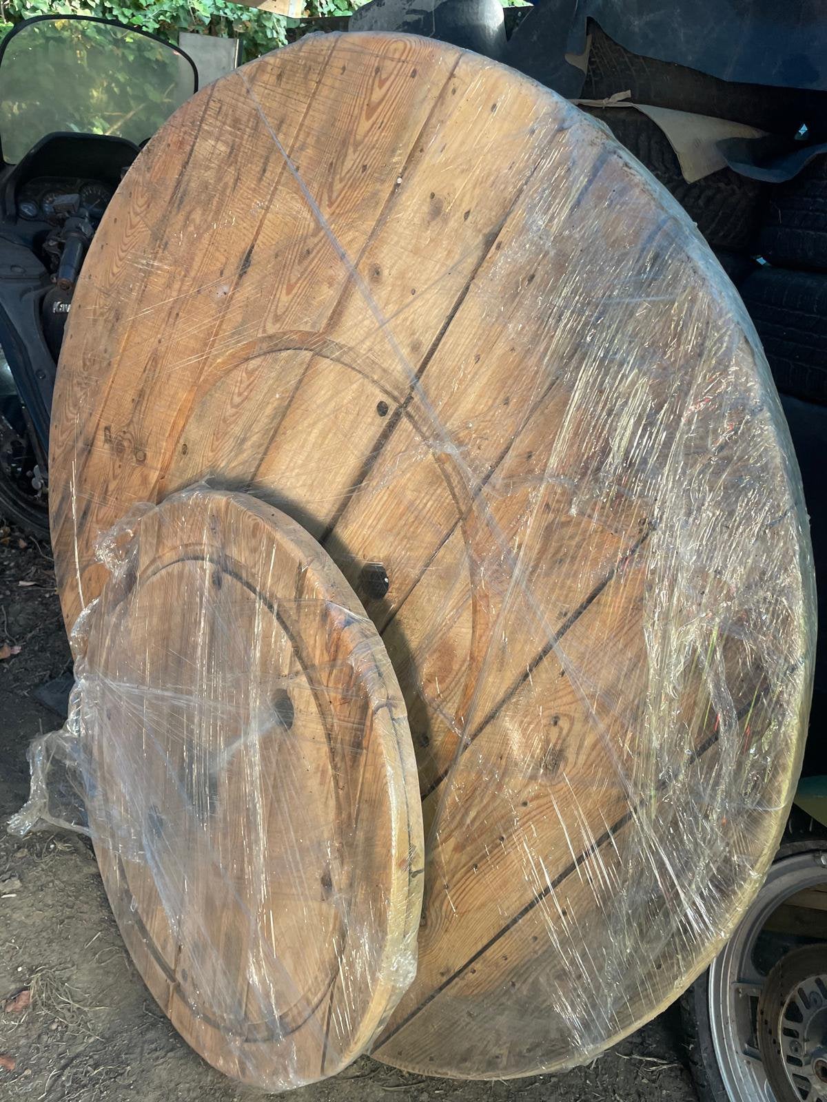 Tafel / table, Ophalen, Gebruikt, Rond, Hout