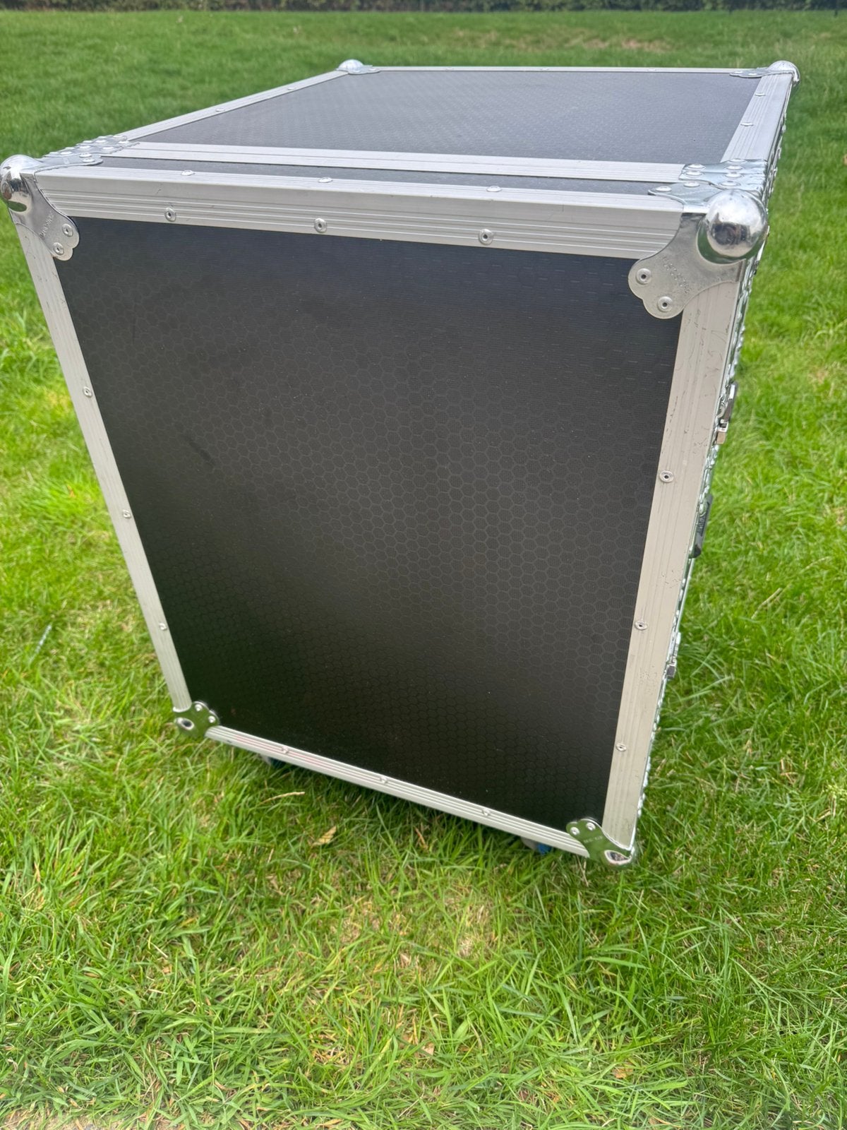 Musicstore 12u rack case(wielen), Ophalen, Zo goed als nieuw