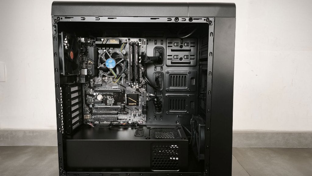 PC Bureau / Serveur i5-7600 / 16Go DDR4 / SSD 128Go, Informatique & Logiciels, 4 Ghz ou plus, Enlèvement, Utilisé, Gaming