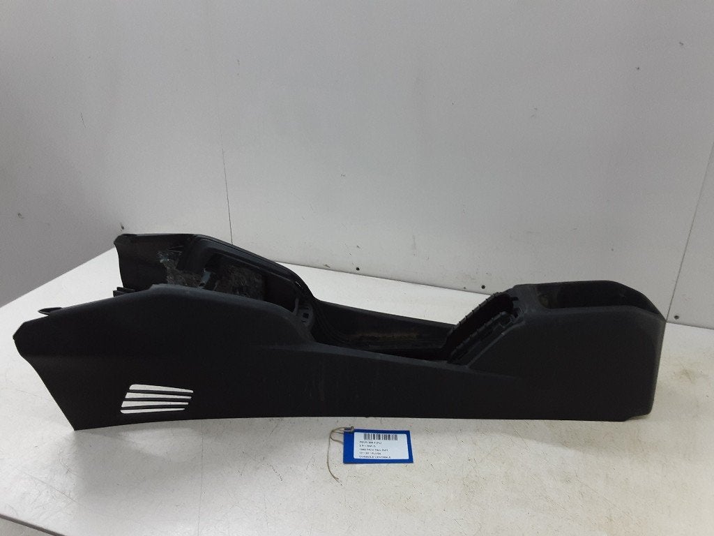 CONSOLE CENTRALE Peugeot 208 I (CA / CC / CK / CL), Mevr. I. Hauben, Utilisé, Rue de l'Espoir 34 34
4030  GRIVEGNÉE, BE, Info@Collignon.be