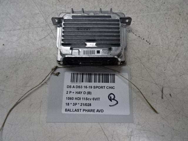 BALLAST DE PHARE XENON DROIT DS DS 3 (SA) (90035944), Utilisé, Autres marques automobiles