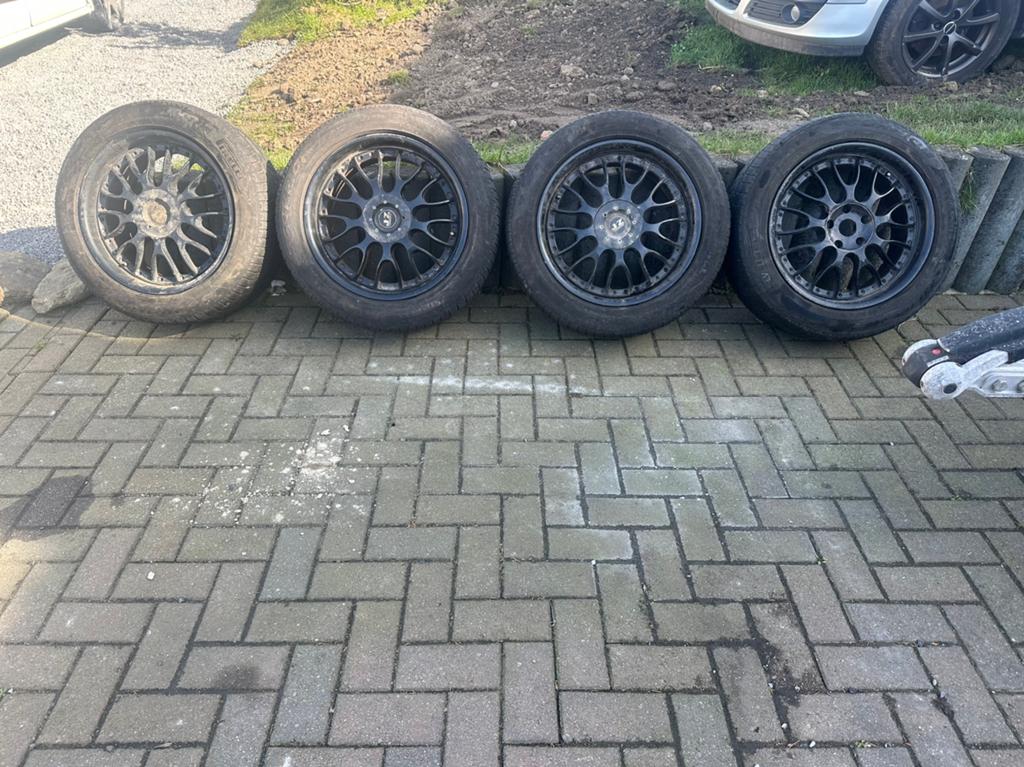 Banden met velgen BMW, Ophalen, Zo goed als nieuw