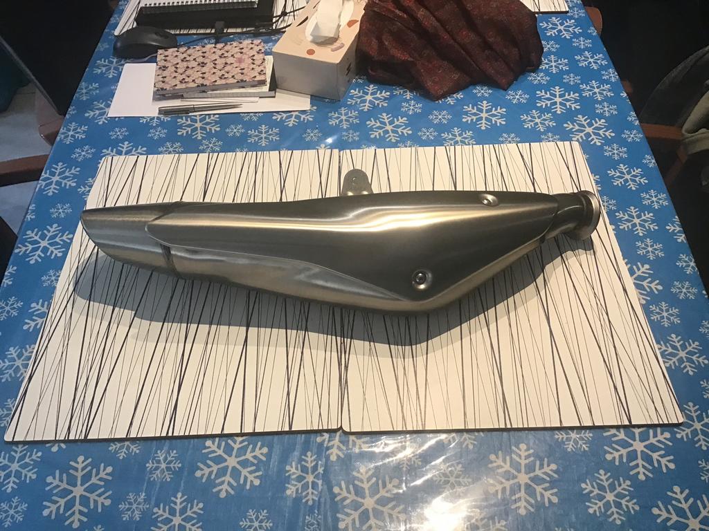 Nieuwe standaard uitlaat ktm 790 duke, Motoren, Ophalen