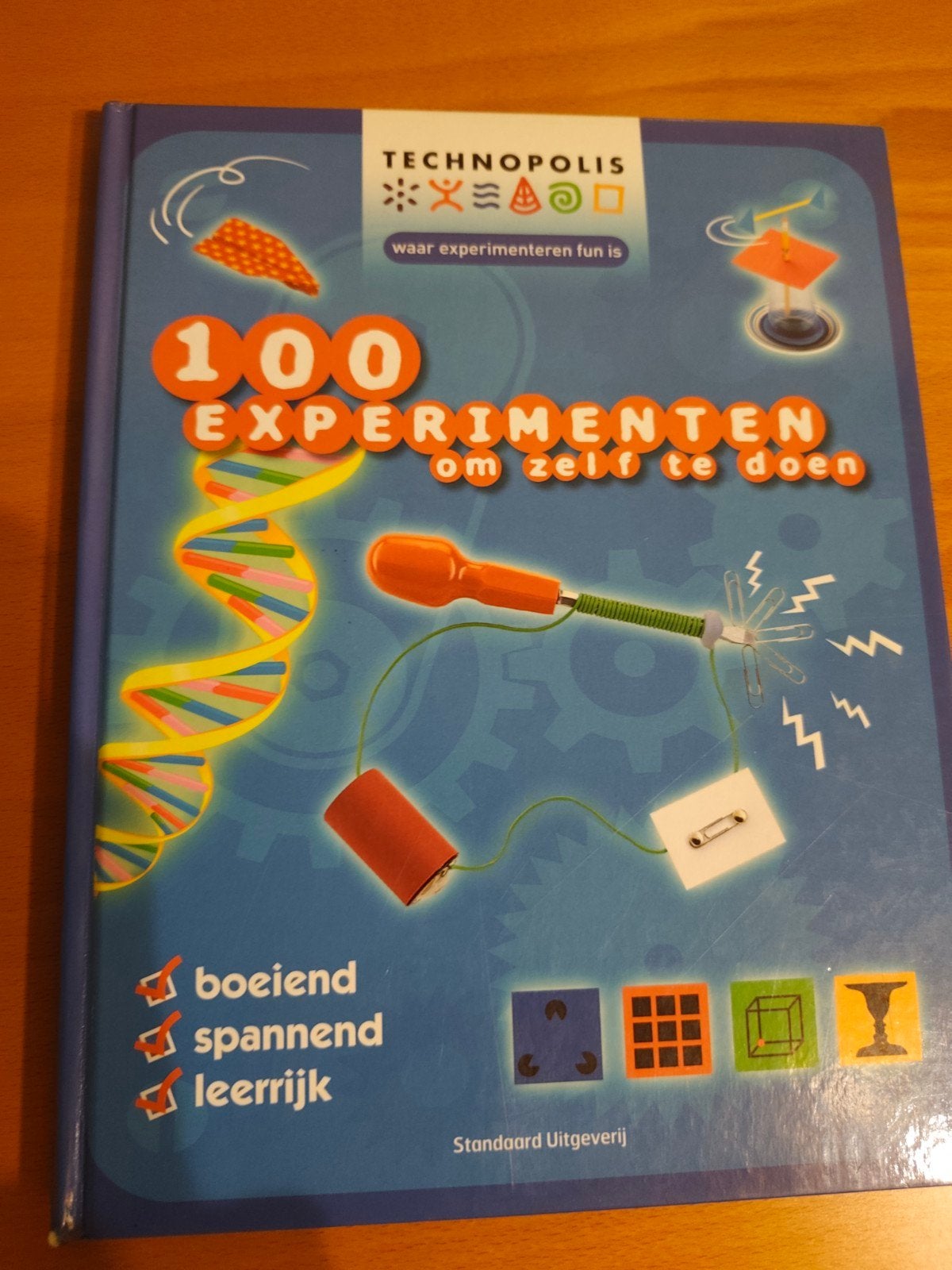 Technopolis - 100 experimenten om zelf te doen, Ophalen of Verzenden, G. Andrews; K. Knighton