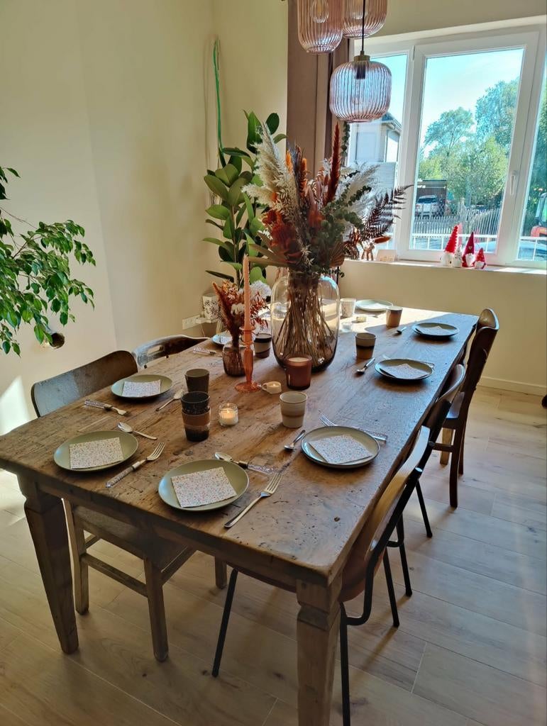 Antieke kloostertafel, Enlèvement