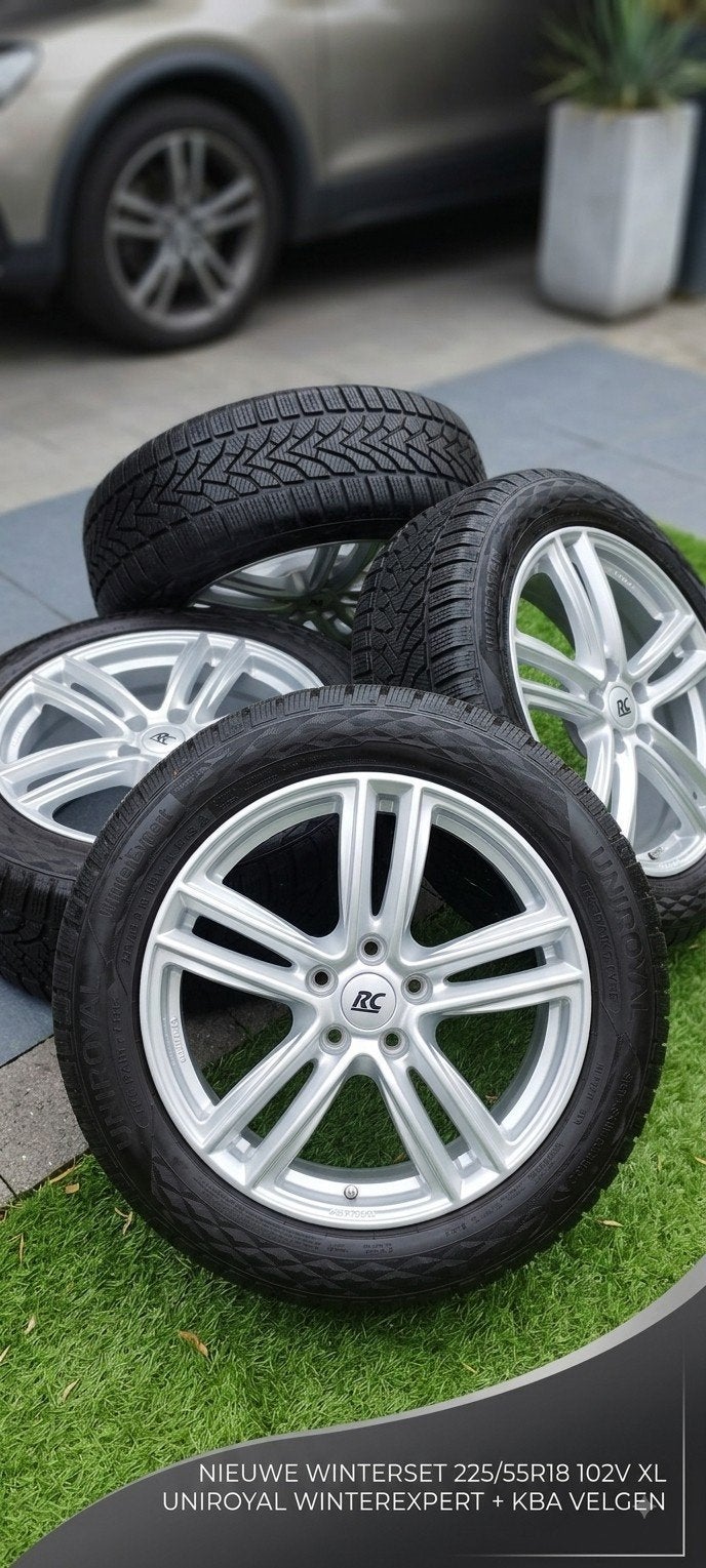 nieuwe vinterset op het nieuwe velgen 18", Auto-onderdelen, Banden en Velgen, Ophalen, Velg(en)