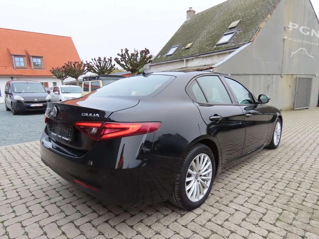 Alfa Romeo Giulia Giulia 2.2 Diesel AT8 Super, Cuir, Achat, Entreprise, Boîte manuelle
