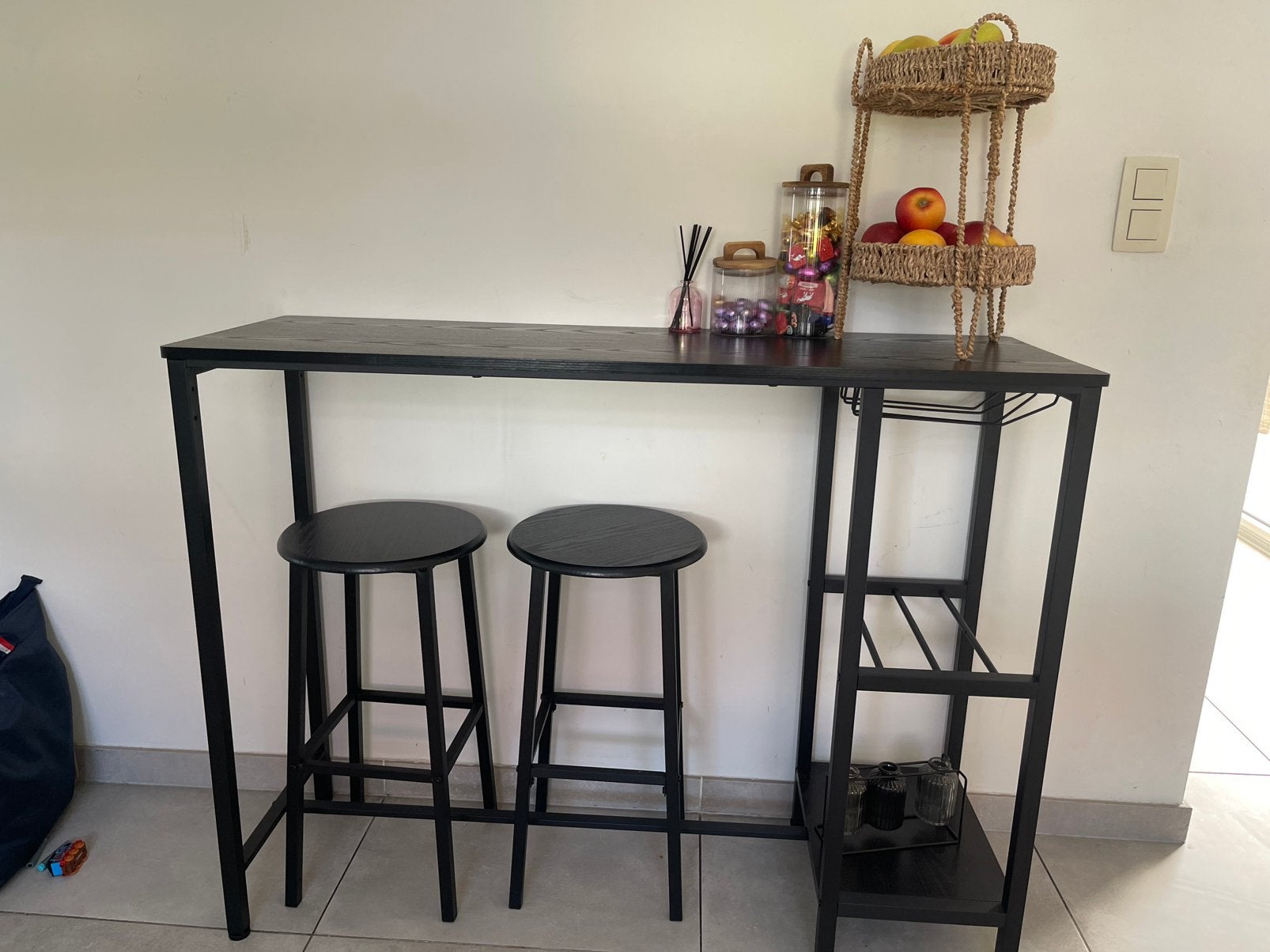 Bar tafel met 2 barstoelen, Ophalen, Zo goed als nieuw