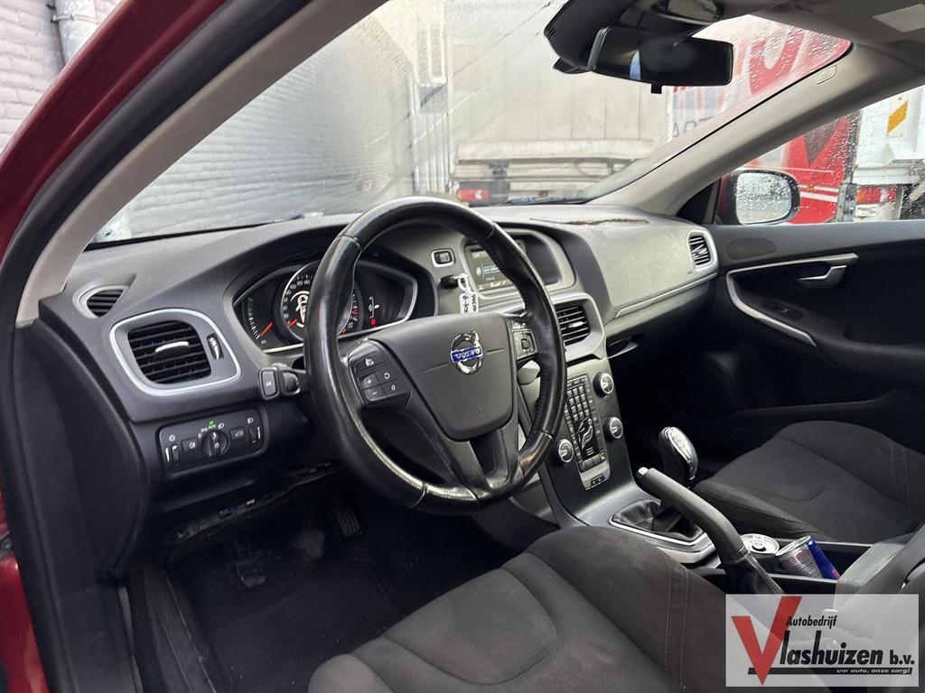Volvo V40 1.6 D2 | Airco | Cruise | PDC |, Auto's, Volvo, 88 g/km, V40, Te koop, Start-stop-systeem