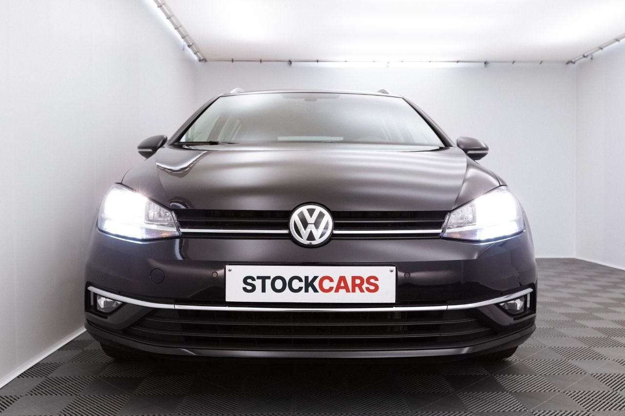 Volkswagen Golf Comfortline (année de construction 2018), Autos, Volkswagen, Achat, Euro 6, Noir, 5 portes