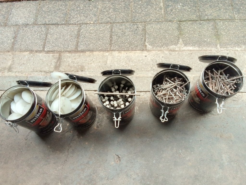Plastiek isolatieonderplaten  + nagels, Ophalen