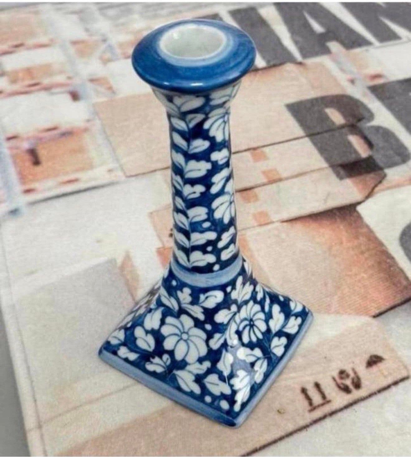 Blauwe aardewerk 20cm hoge lange kaarsenstandaard kandelaar, Ophalen of Verzenden, Keramiek of Aardewerk