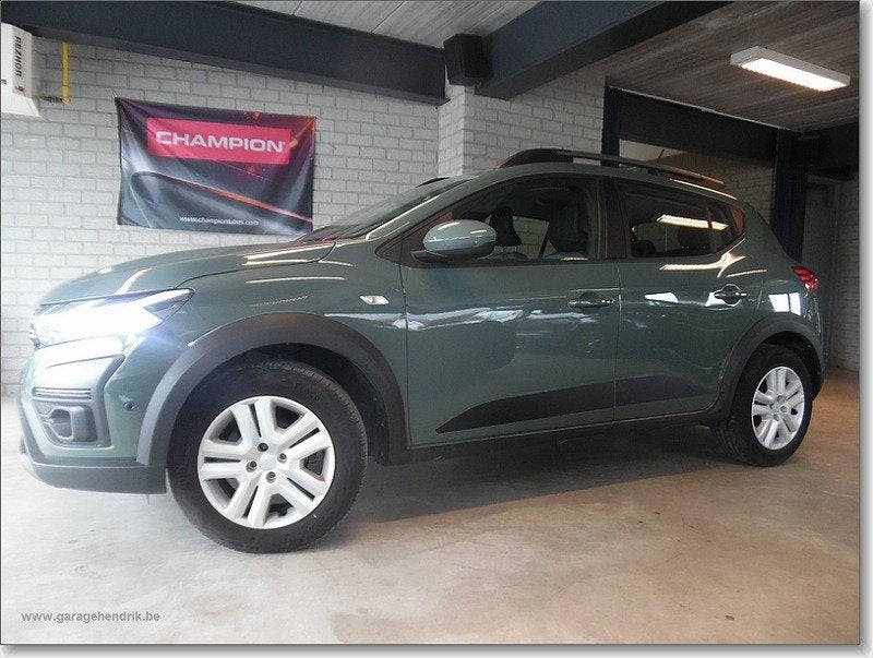 dacia sandero stepway 2024 benzine manueel 36000 km., Auto's, Dacia, Voorwielaandrijving, 67 kW, Android Auto, Bedrijf