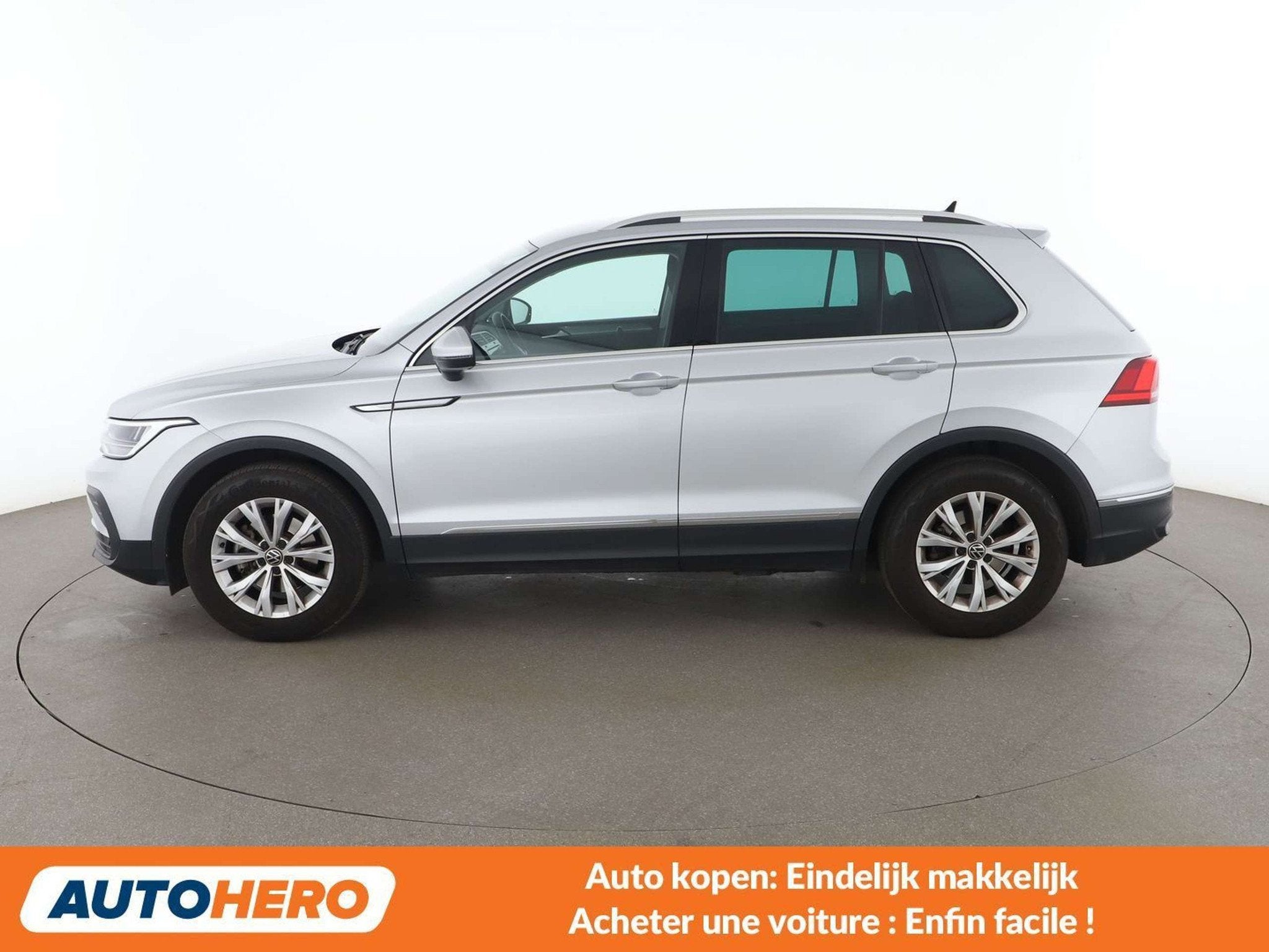Volkswagen Tiguan 1.5 TSI ACT Life (automatique), Autos, Argent ou Gris, Achat, Autres carburants, Ordinateur de bord