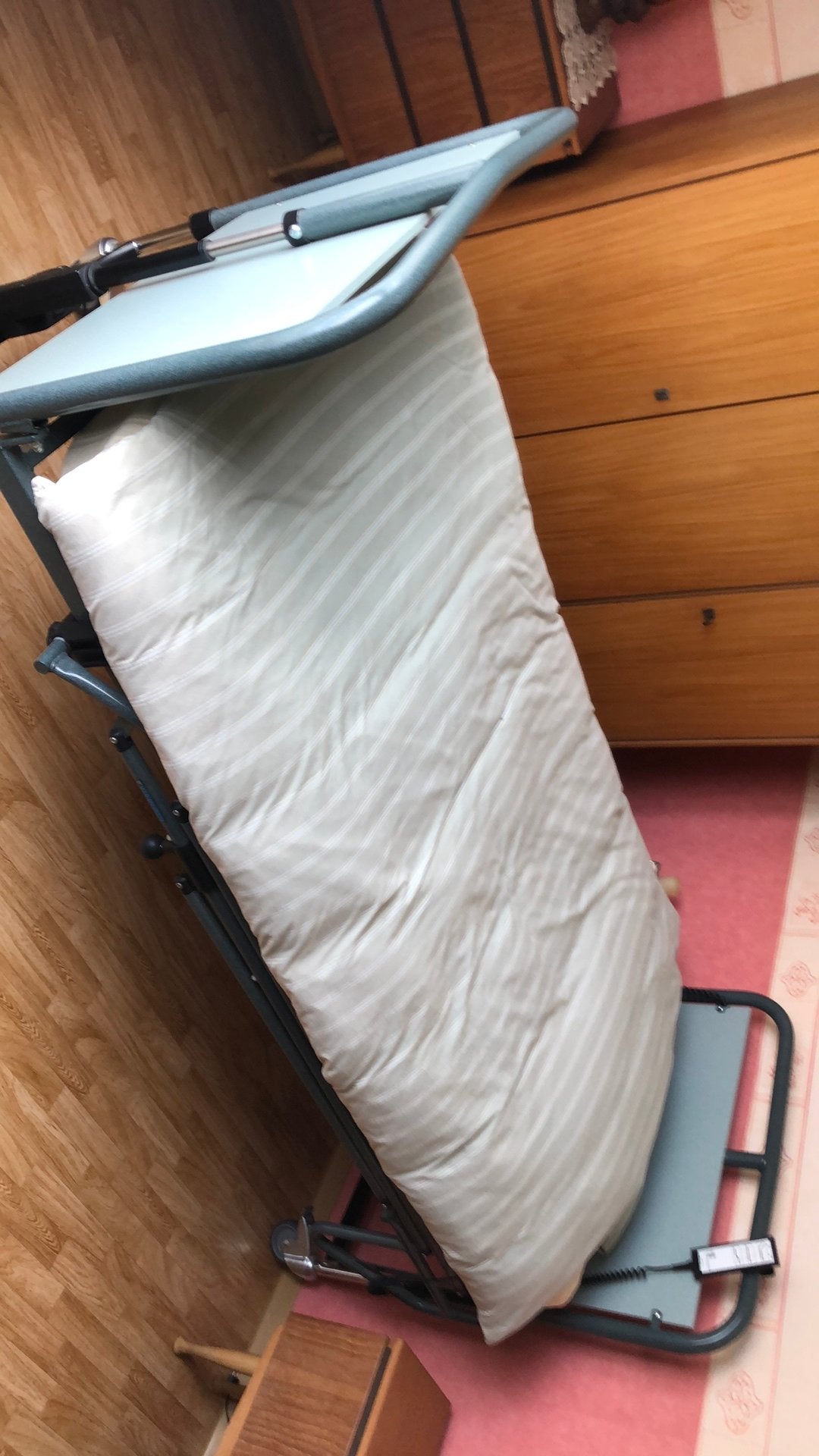 Hoog/laag bed merk vermeiren, Huis en Inrichting, Slaapkamer | Bedden, Ophalen, Verstelbaar, Eenpersoons, Zo goed als nieuw