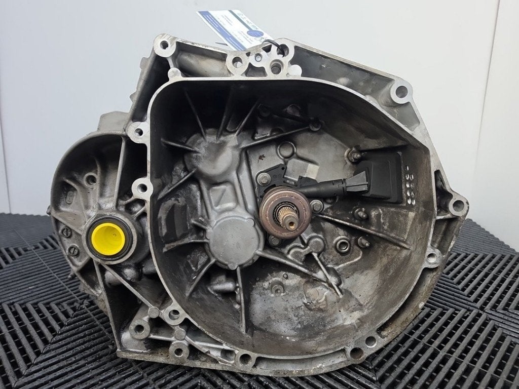 BOITE DE VITESSES MANUELLE Peugeot 5008 I (0A / 0E), Kontakt-peugeot@peugeot.com, Utilisé, Peugeot Deutschland GmbH, Bahnhofsplatz
65423  Rüsselsheim, DE