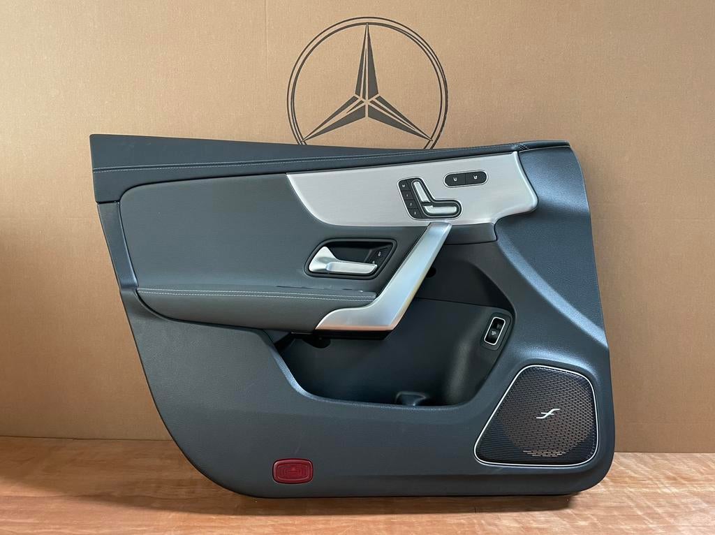 ENSEMBLE DE PANNEAUX DE PORTE MERCEDES CLA W118, Enlèvement, Utilisé, Mercedes-Benz