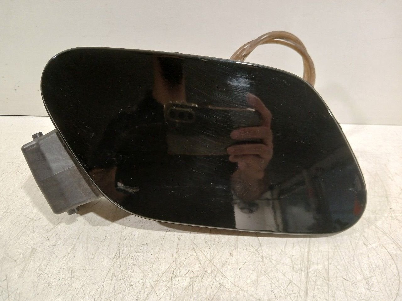 Tank klep Volkswagen Golf, Onderdelen@venauto.nl, Van der Ven Autorecycling B.V., Ettenseweg 76, 4706 PB Roosendaal, The Netherlands
