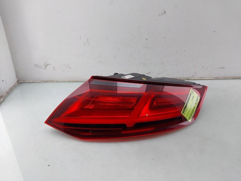 FEU ARRIÈRE DROIT TT (FV3 / FVP) (|8S0945096E|8S0945096|), Auto-Union-Straße  1,
85057  Ingolstadt, DE, Info@audi.de, Audi, Utilisé