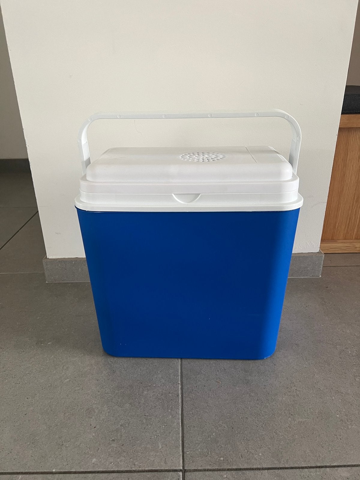 Koelbox voor in de wagen, Ophalen, Zo goed als nieuw