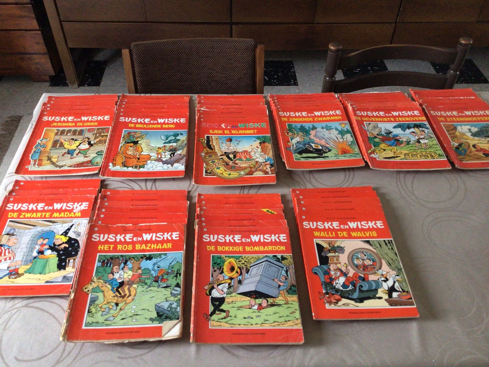 Strips van Suske & Wiske, Boeken, Stripverhalen, Meerdere stripboeken, Ophalen of Verzenden, Gelezen