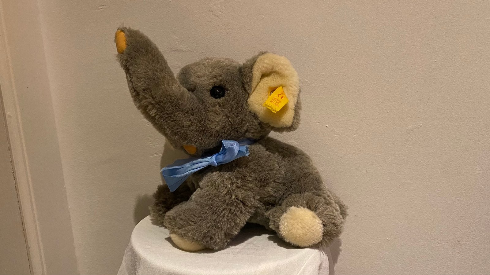 Petit éléphant Steiff Drolly vintage gris avec ruban bleu, Collections, Enlèvement ou Envoi, Utilisé, Steiff