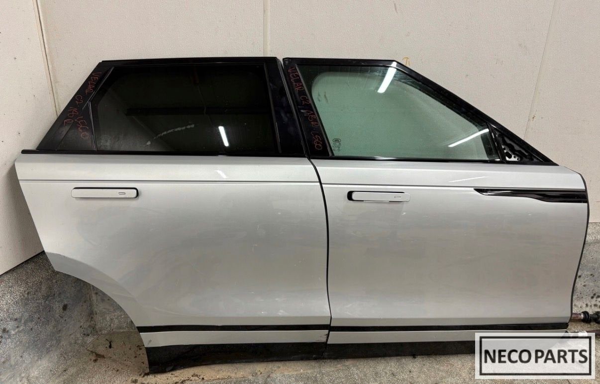 RANGE ROVER VELAR L560 PORTIER DEUR VOOR ACHTER RECHTS, -, Ophalen of Verzenden, Achter, -