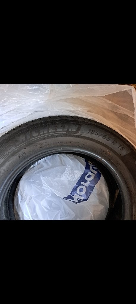 Pneus de voiture Michelin, Neuf, 15 pouces, Véhicule de tourisme, Pneus été